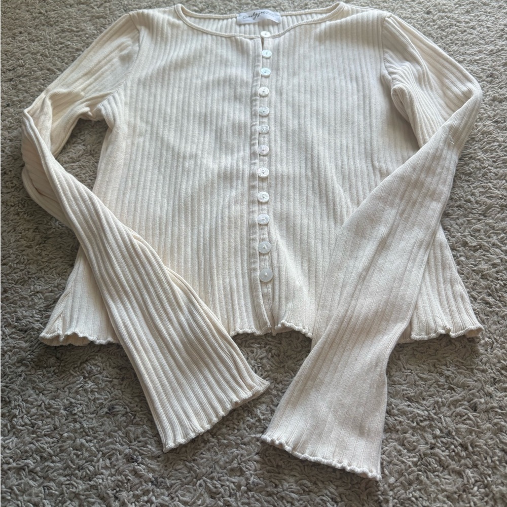 Carly Jean Los Angeles Ivory Ribbed Button-Up Top
